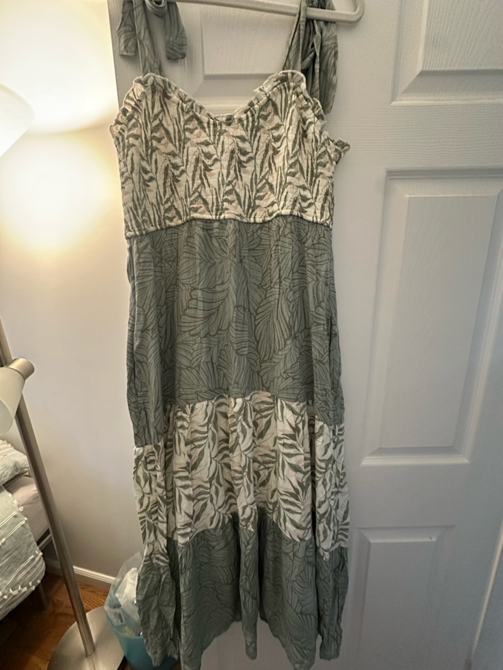 Francesca’s Green Leaf-Print Tiered Maxi Dress